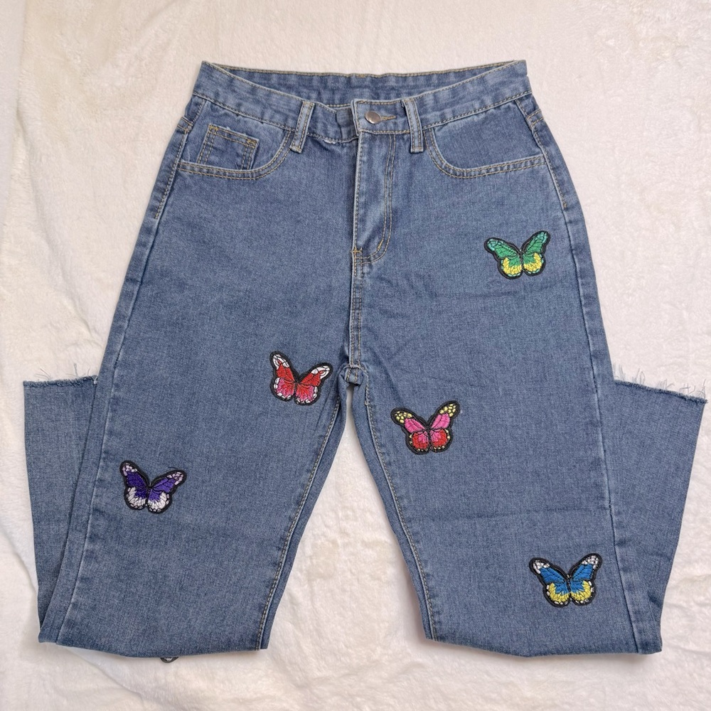 Empty Soda Butterfly 🦋 Blue Jeans, NWOT- size M - Picture 6 of 12